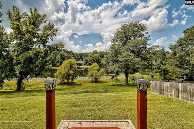 view of yard featuring a water view