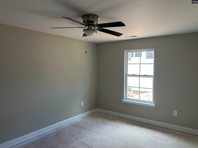 spare room featuring ceiling fan