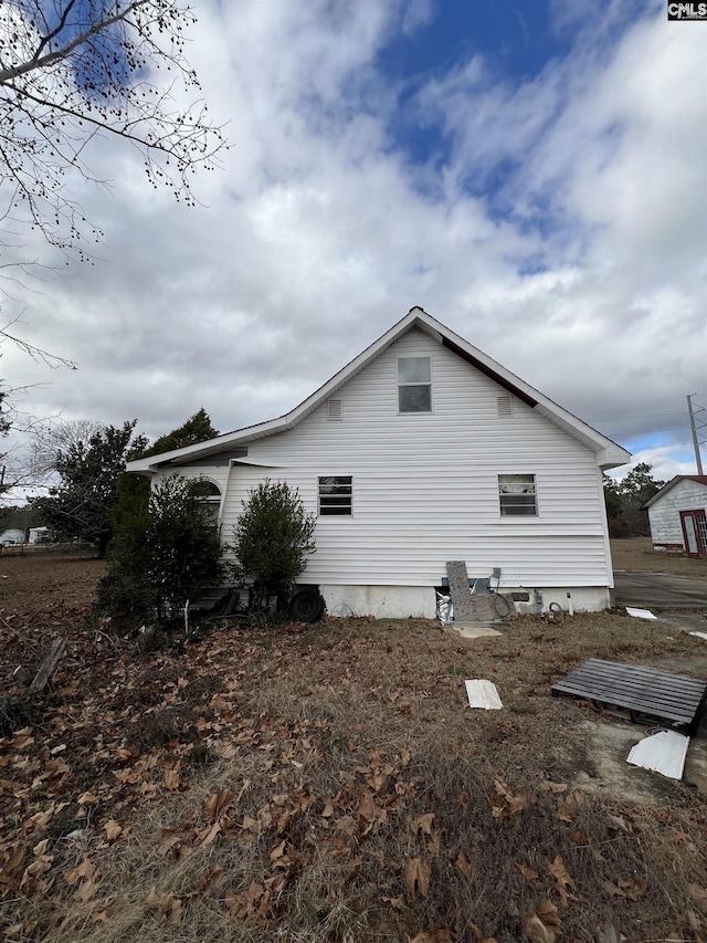 view of side of home