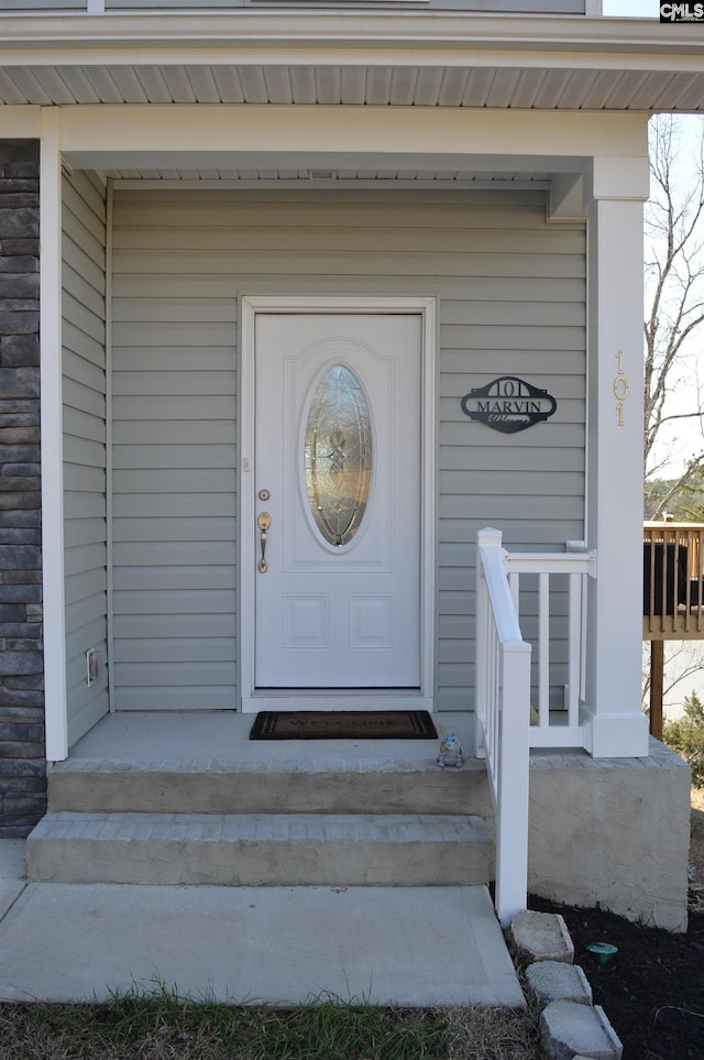 view of property entrance