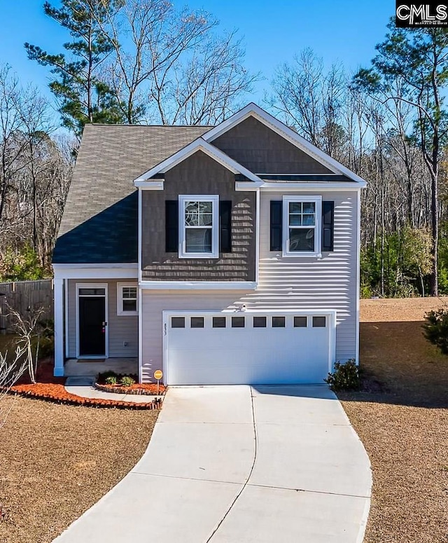 view of front facade featuring a garage