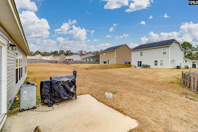 view of yard featuring a patio