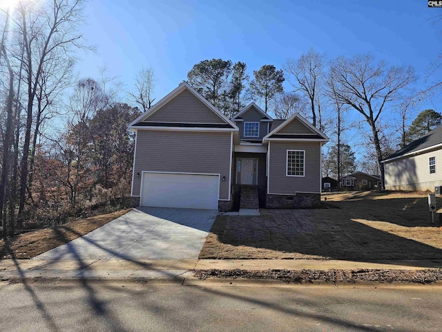 view of front facade with a garage