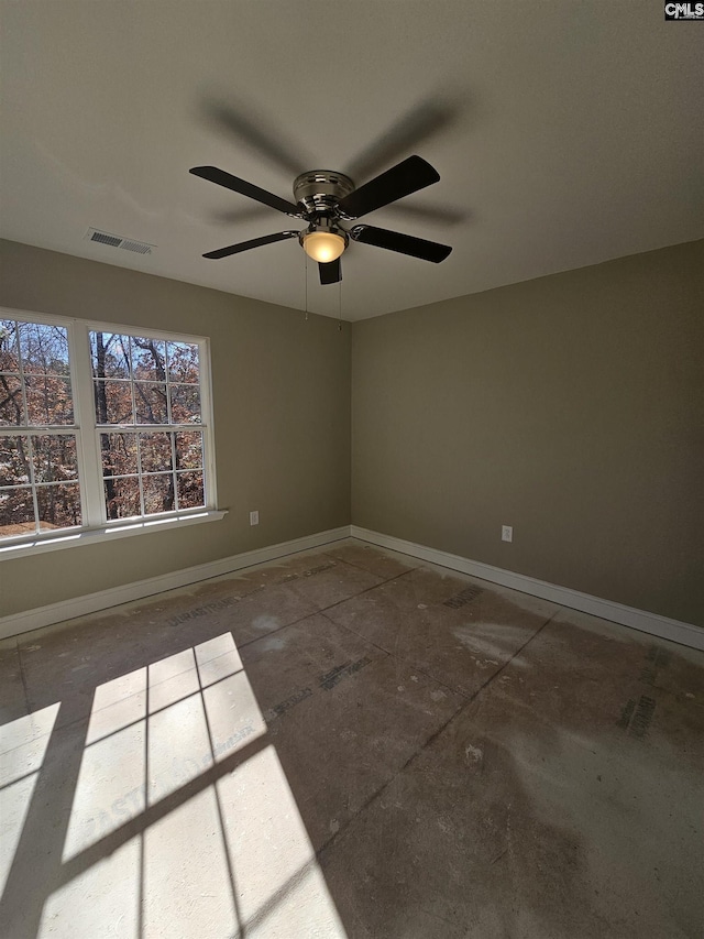 unfurnished room featuring ceiling fan