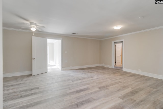 spare room with ceiling fan, light hardwood / wood-style floors, and ornamental molding