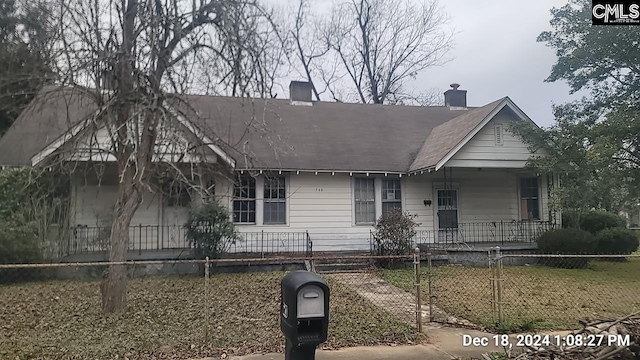 view of front of house featuring covered porch