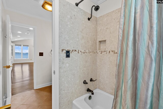 143 Yachting Cir, Lexington, SC 29072 - full bath with shower / bathtub combination with curtain, crown molding, tile patterned floors, and baseboards
