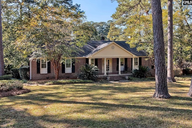 view of front of house featuring a front lawn and a porch