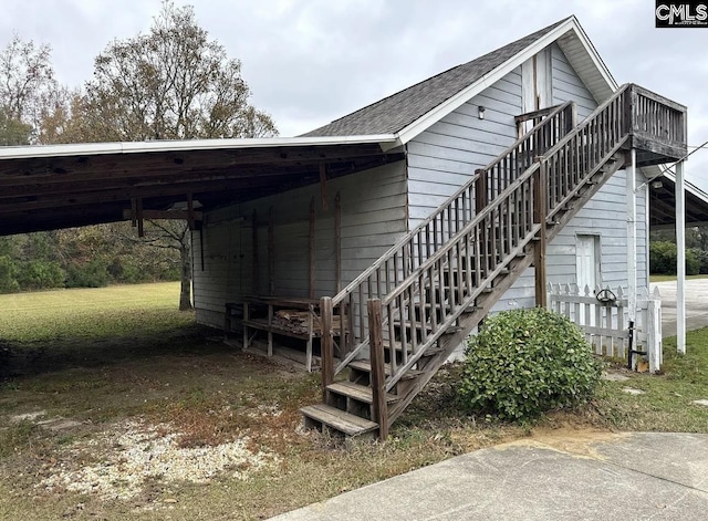 view of side of property