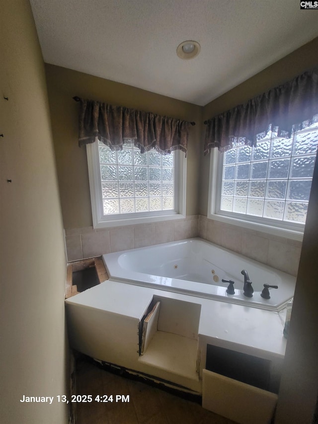 bathroom with a bathtub