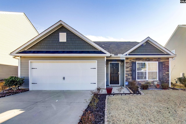 view of front facade featuring a garage