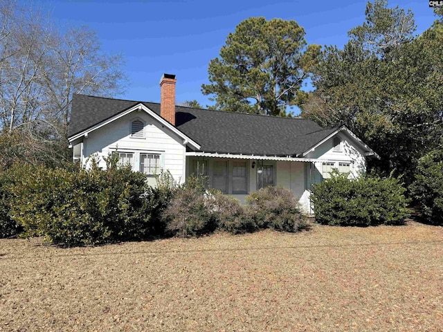 view of front of property