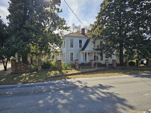 view of front facade