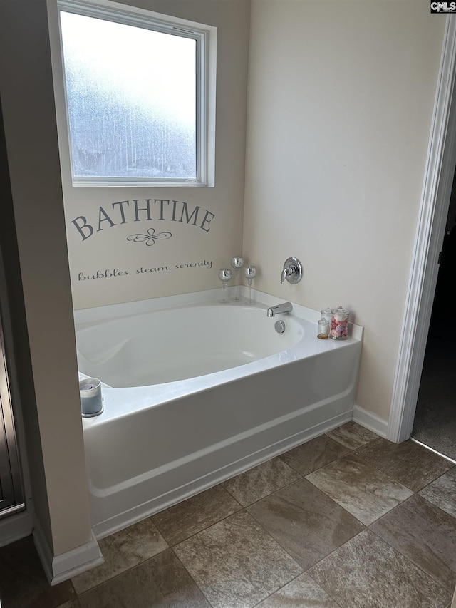 bathroom featuring a bathing tub