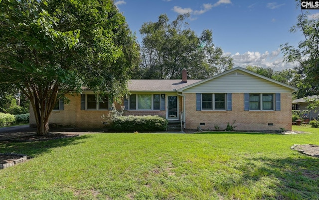 single story home with a front yard