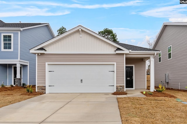 craftsman-style home featuring a garage