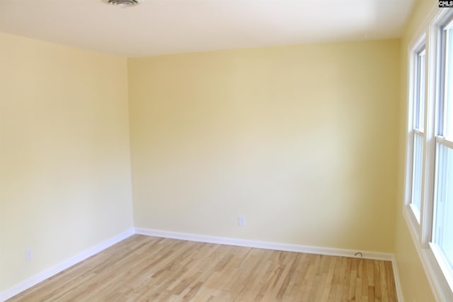 empty room featuring light hardwood / wood-style flooring