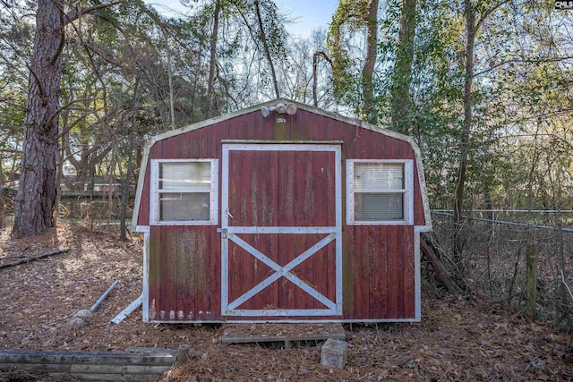 view of outbuilding