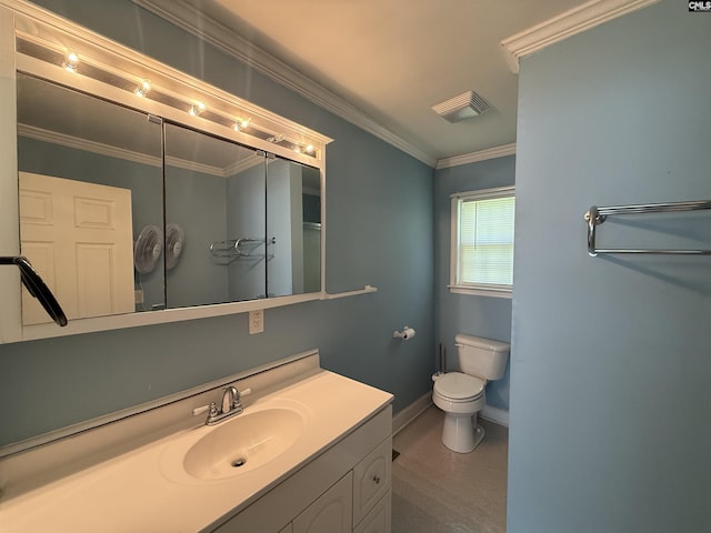 821 Crosson St, Newberry, SC 29108 - bathroom featuring vanity, toilet, baseboards, and crown molding