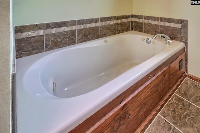 bathroom featuring a bathing tub