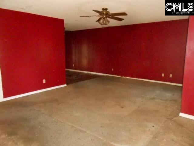 spare room featuring ceiling fan