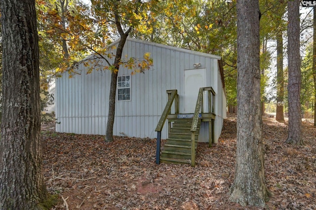 view of outbuilding