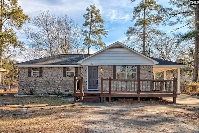 view of front of home featuring a deck