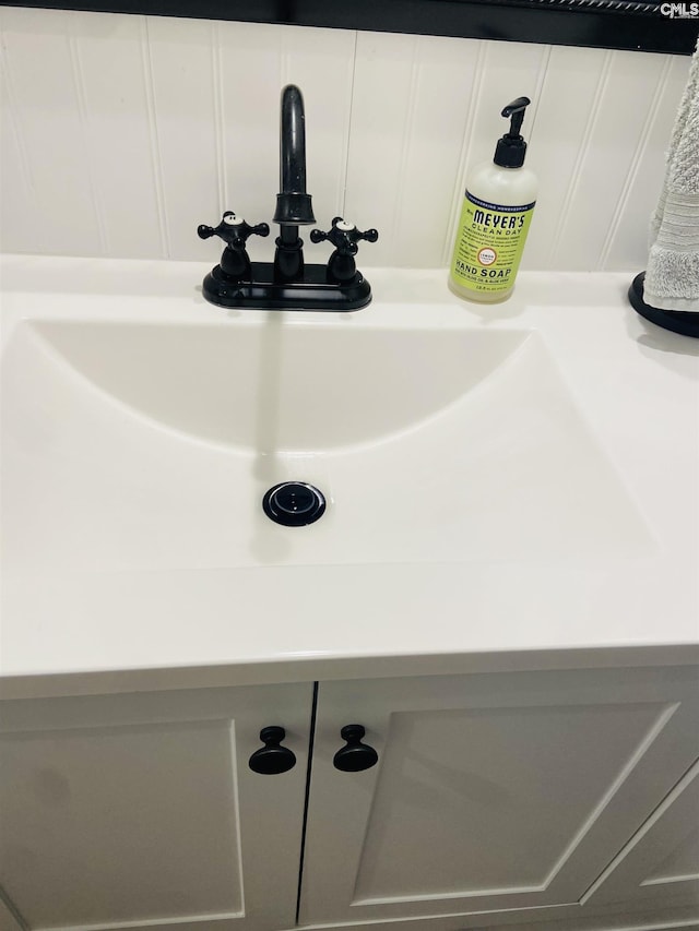 interior details featuring sink