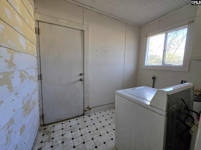 6500 White St, Kershaw, SC 29067 - clothes washing area featuring washer / clothes dryer