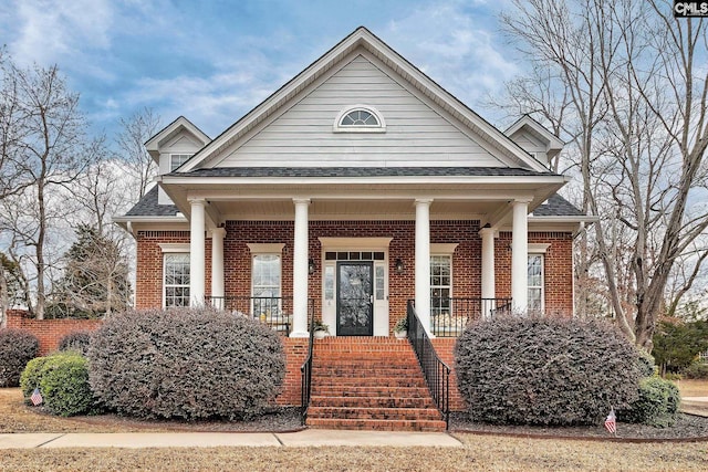 view of front of home with covered porch