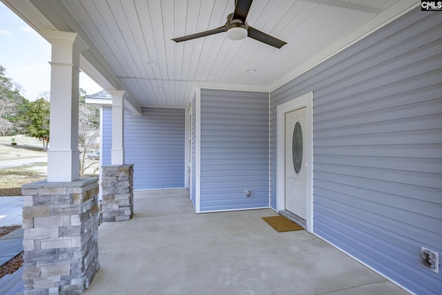 view of patio with ceiling fan