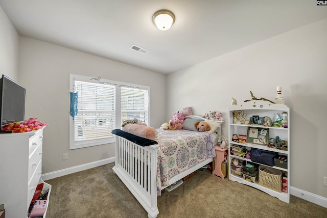 bedroom featuring carpet floors