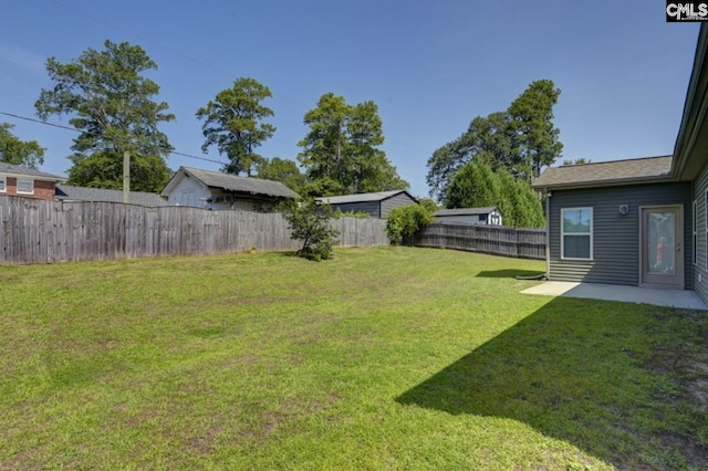 view of yard with a patio