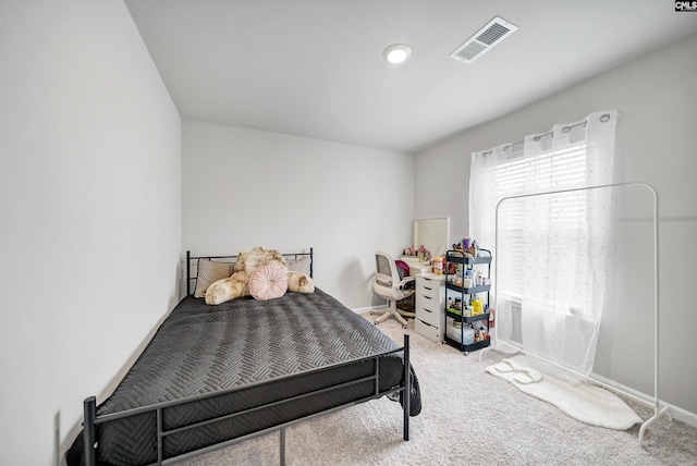 bedroom with carpet flooring