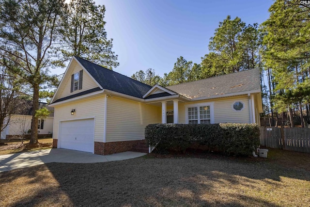 view of front facade with a garage