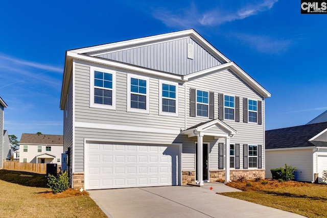 view of front facade with a garage