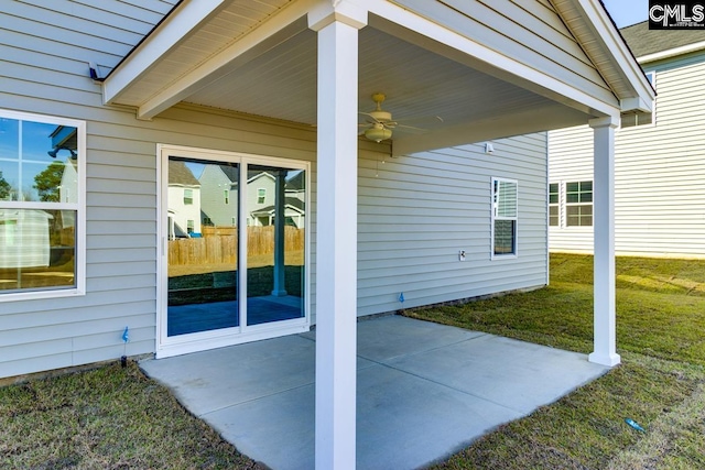 view of patio with ceiling fan