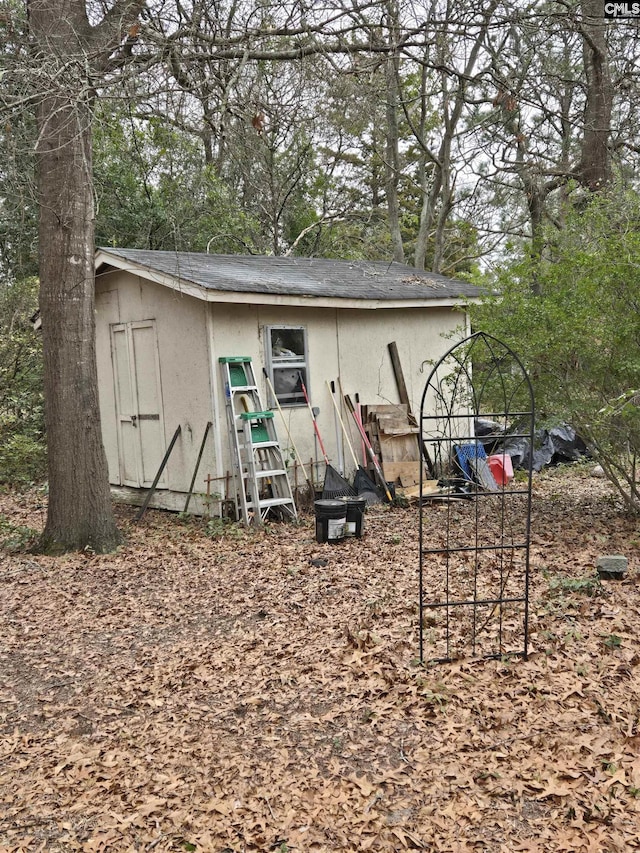 view of outdoor structure