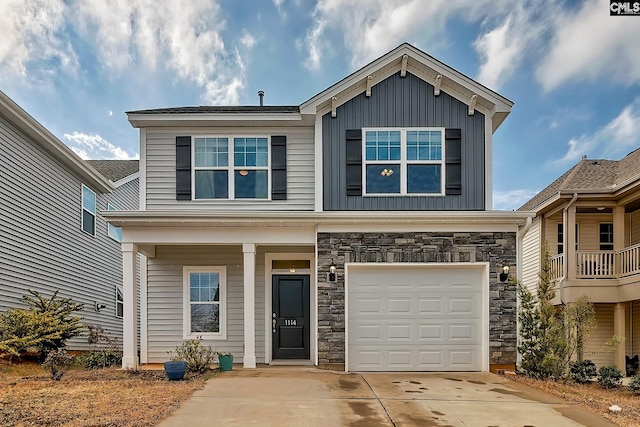 view of front facade with a garage