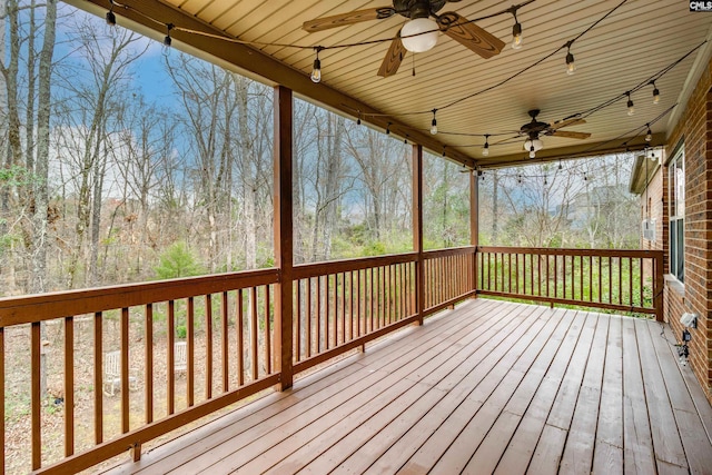 deck with ceiling fan