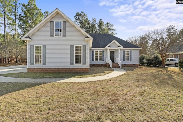 view of front facade featuring a front lawn