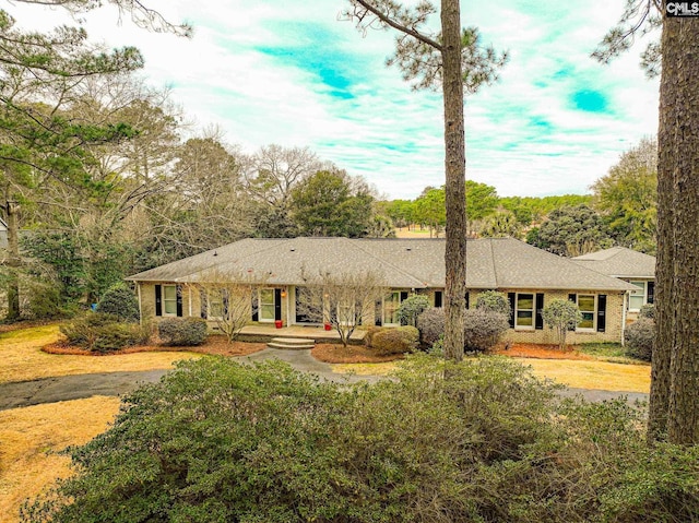 view of front of home