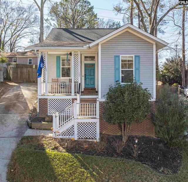 bungalow featuring covered porch