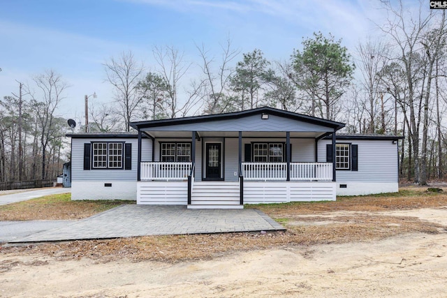 view of front of house with covered porch