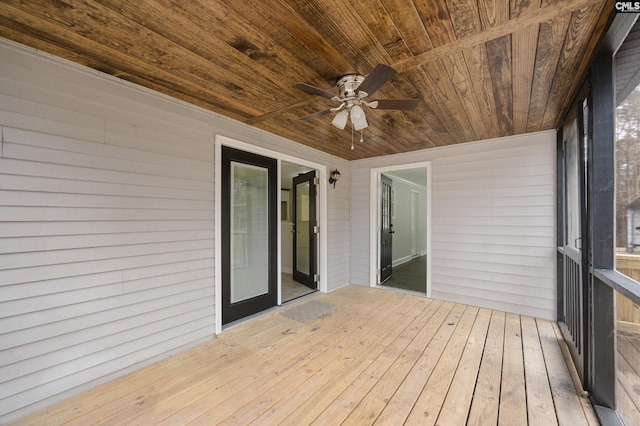 deck with ceiling fan