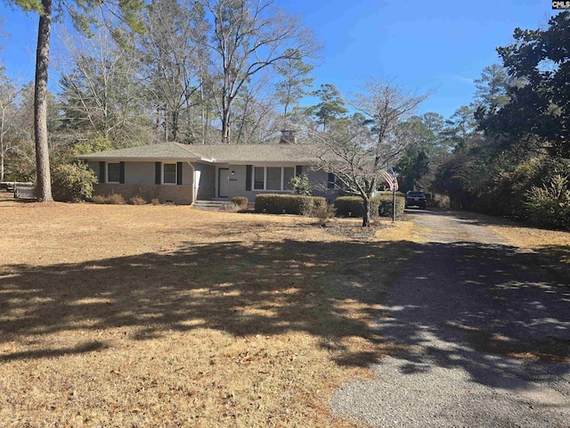 view of front of home with driveway