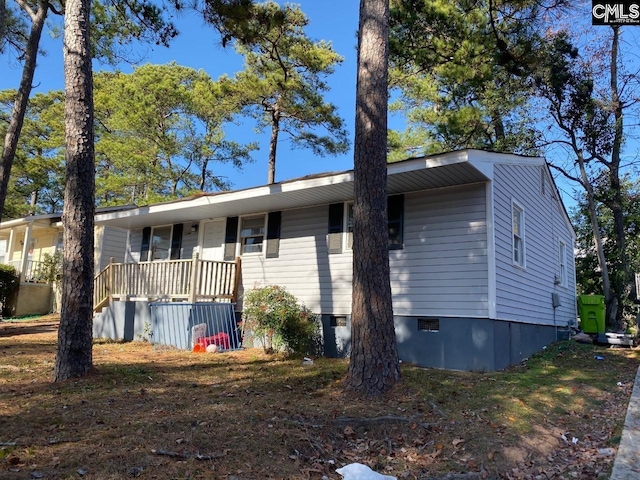 view of front facade featuring a porch