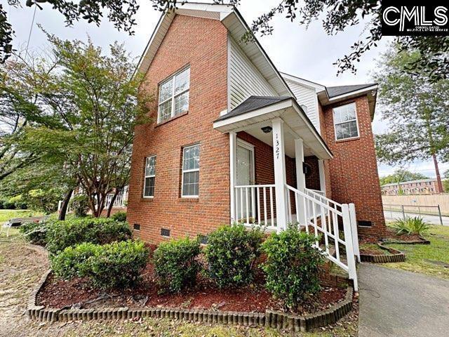 view of front of house