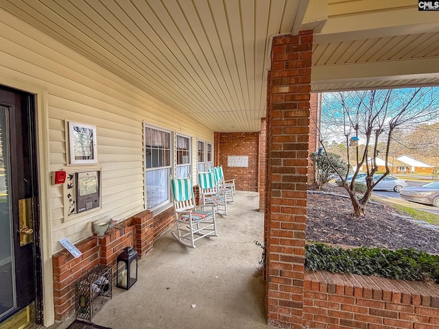 view of patio / terrace with covered porch