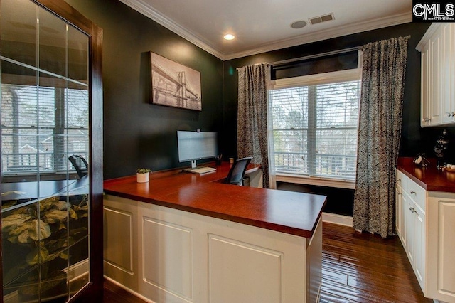 office area featuring recessed lighting, dark wood-type flooring, visible vents, baseboards, and ornamental molding